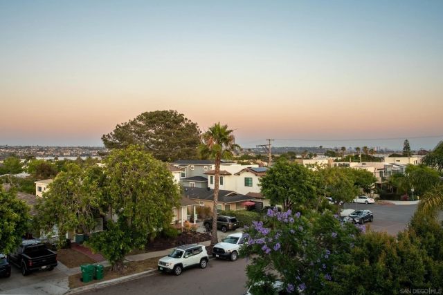 4028 Shasta St, San Diego, CA 92109