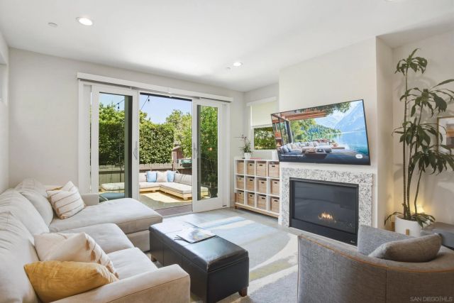4028 Shasta St, San Diego, CA 92109