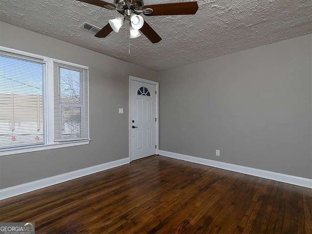 1306 Kasandra Drive SE, Marietta, GA 30067