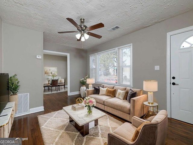 1306 Kasandra Drive SE, Marietta, GA 30067