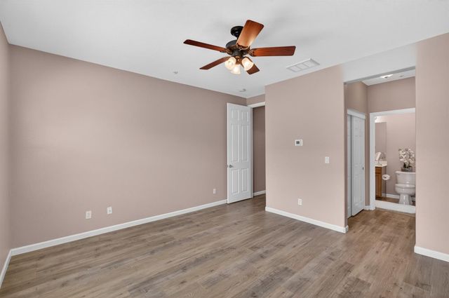 8150 Crystal Walk Cir, Elk Grove, CA 95758