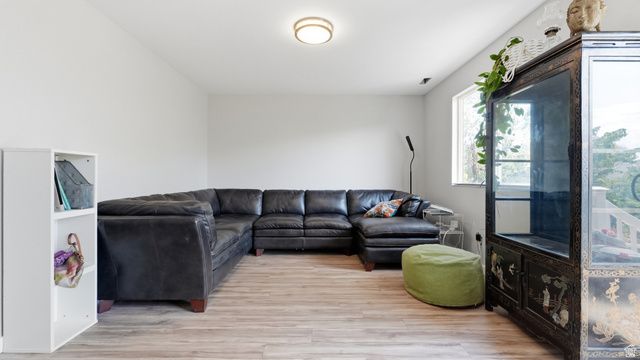 5416 S 4225 W, Roy, UT 84067