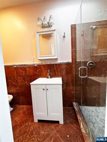 435 59th Street, West New York, NJ 07093