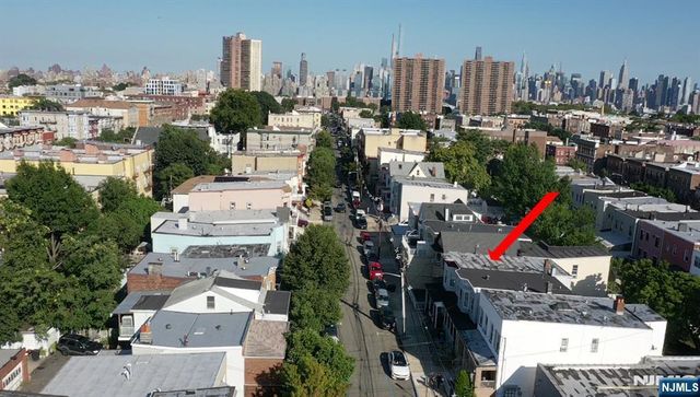 435 59th Street, West New York, NJ 07093