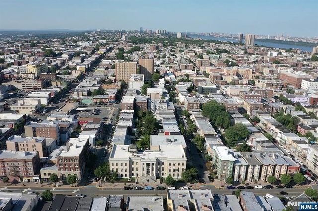 435 59th Street, West New York, NJ 07093
