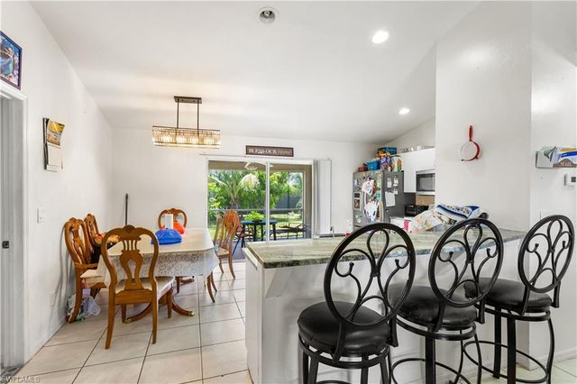 1728 NE 22nd TER, Cape Coral, FL 33909