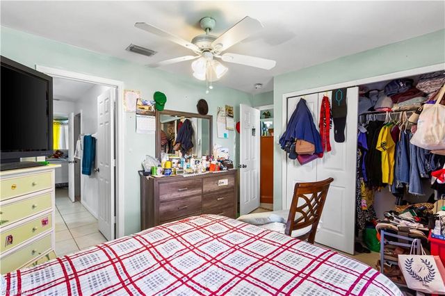 1728 NE 22nd TER, Cape Coral, FL 33909