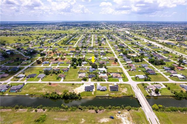 1728 NE 22nd TER, Cape Coral, FL 33909