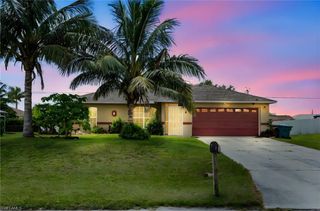 1728 NE 22nd TER, Cape Coral, FL 33909