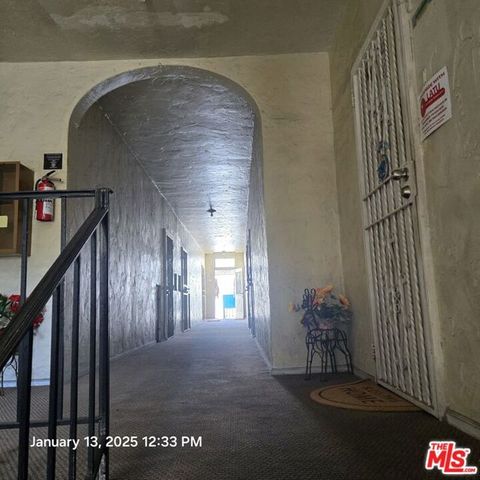 232 N Belmont Avenue, Los Angeles, CA 90026