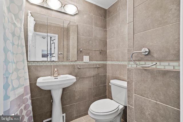 450 FOSTER DR, Springfield, PA 19064
