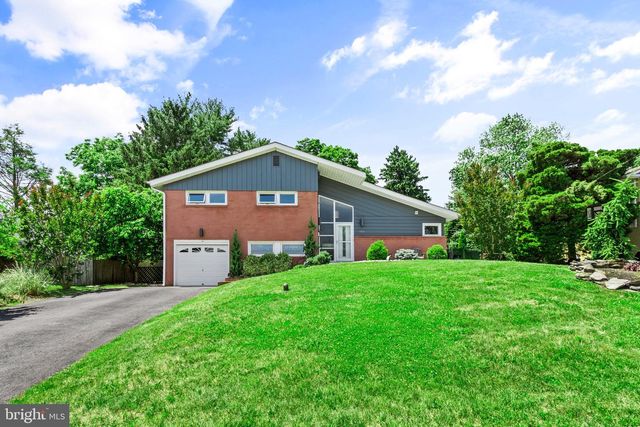 450 FOSTER DR, Springfield, PA 19064
