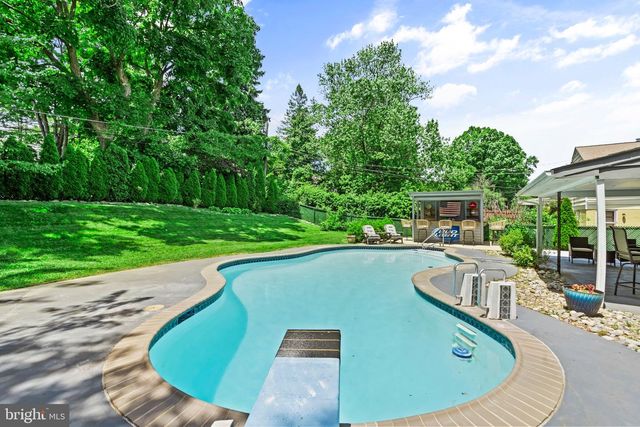 450 FOSTER DR, Springfield, PA 19064