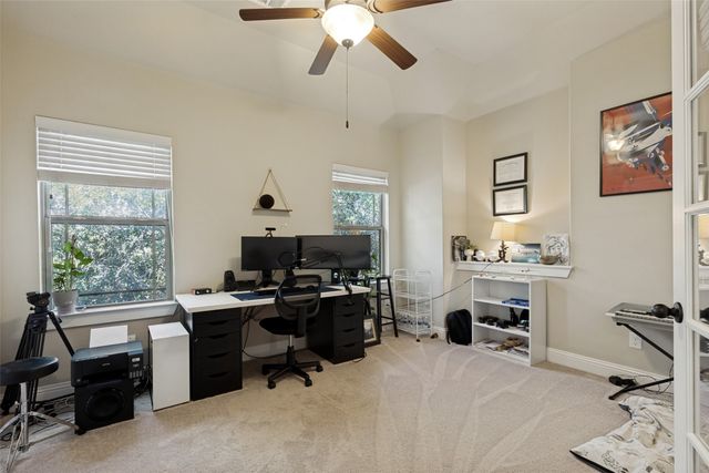 1017 Brook Hollow Drive, Euless, TX 76039