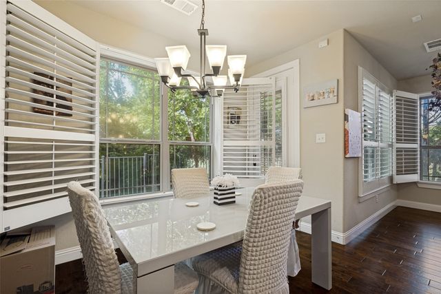 1017 Brook Hollow Drive, Euless, TX 76039