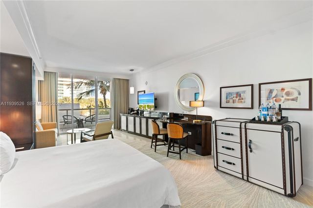 4391 Collins Ave 303, Miami Beach, FL 33140