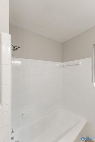 2122 Winchester Road NW, Huntsville, AL 35810