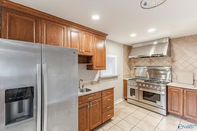 2122 Winchester Road NW, Huntsville, AL 35810