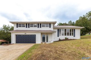 2122 Winchester Road NW, Huntsville, AL 35810