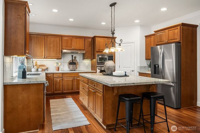9108 124th Avenue NE, Kirkland, WA 98033