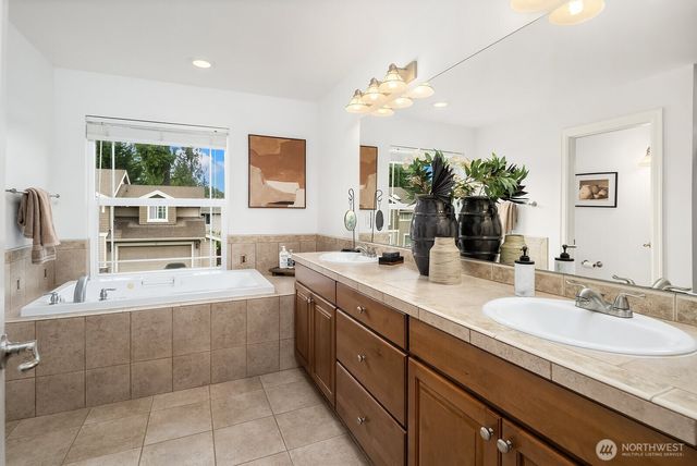 9108 124th Avenue NE, Kirkland, WA 98033