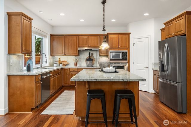 9108 124th Avenue NE, Kirkland, WA 98033