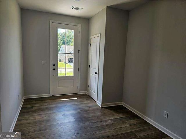 3670 Willow Glade Tr, Lawrenceville, GA 30043