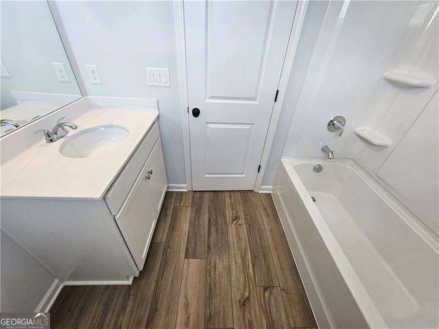 3670 Willow Glade Tr, Lawrenceville, GA 30043