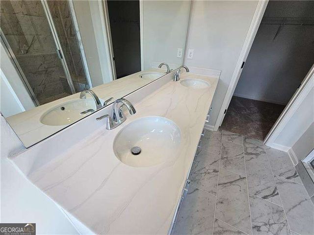 3670 Willow Glade Tr, Lawrenceville, GA 30043