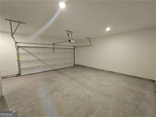 3670 Willow Glade Tr, Lawrenceville, GA 30043
