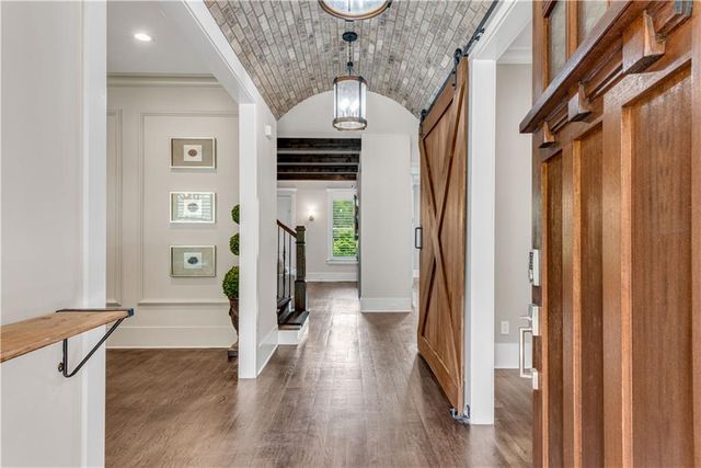 212 Fernwood Place, Woodstock, GA 30188