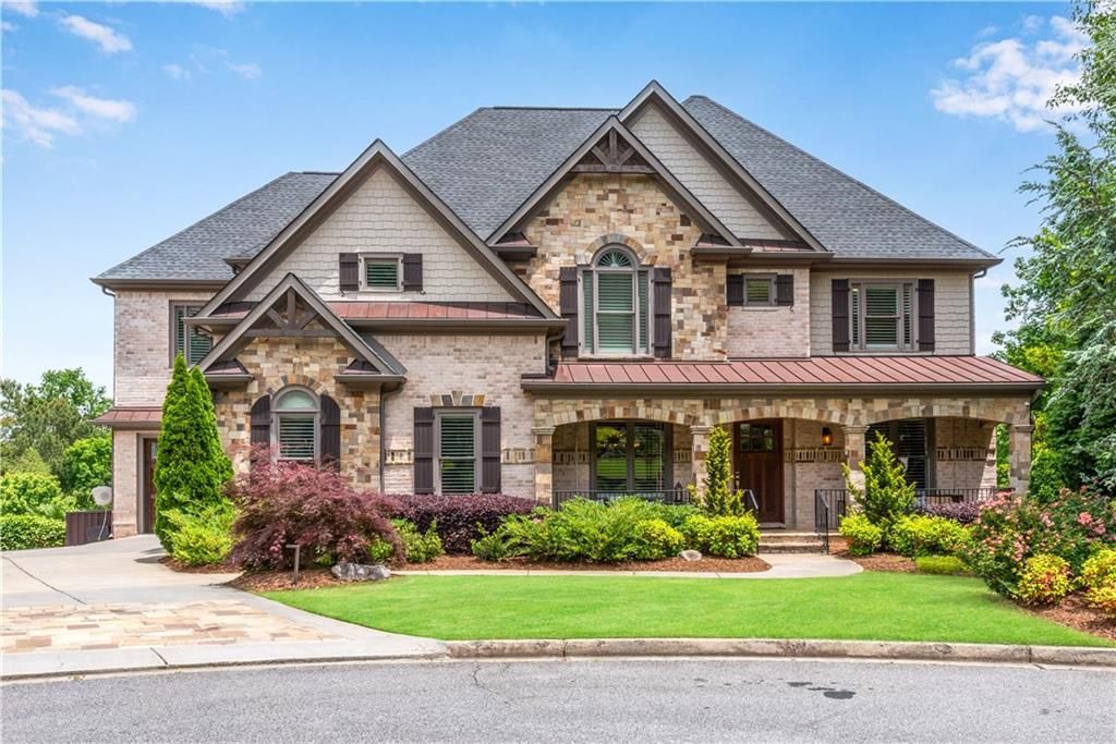 212 Fernwood Place, Woodstock, GA 30188