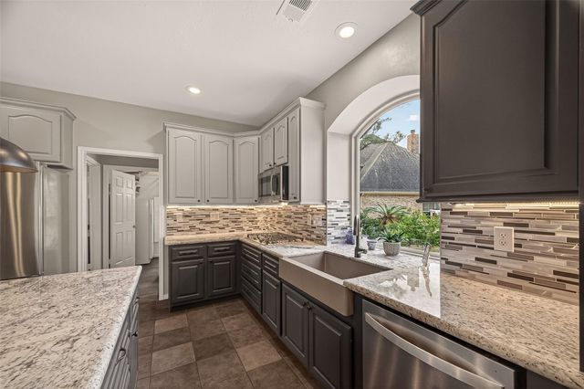 2103 Pleasant Palm Circle, League City, TX 77573