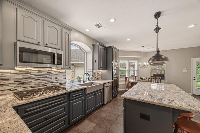 2103 Pleasant Palm Circle, League City, TX 77573