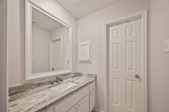 2103 Pleasant Palm Circle, League City, TX 77573