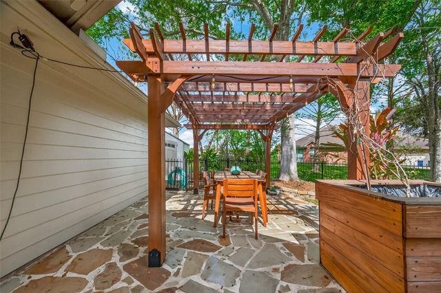 2103 Pleasant Palm Circle, League City, TX 77573