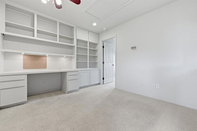 700 Skyline Ridge Lookout DR, Wimberley, TX 78676