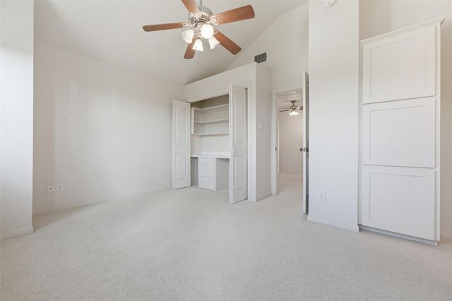700 Skyline Ridge Lookout DR, Wimberley, TX 78676
