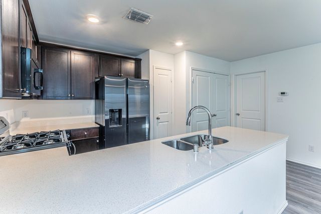 5823 Grindstone Drive, Forney, TX 75126