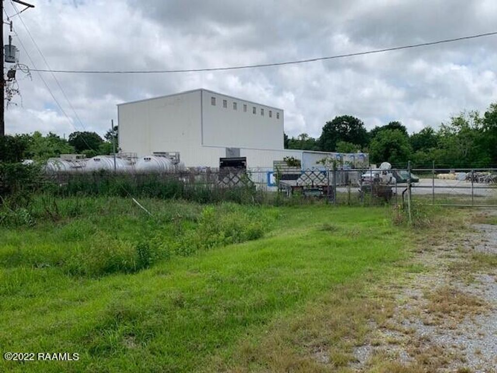 3416 Veterans Memorial Drive, Abbeville, LA 70510