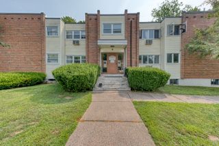 20 Thompson Road APT A, Manchester, CT 06040