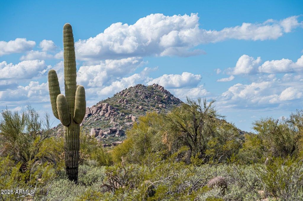 8600 E WHISPER ROCK Trail 102, Scottsdale, AZ 85266 — photo 2