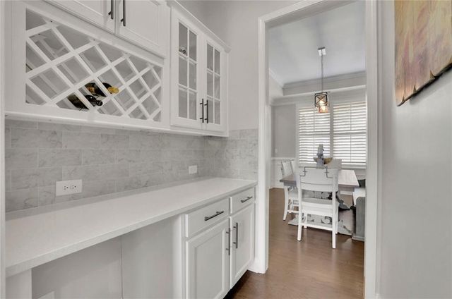 1145 Waters Way, Kennesaw, GA 30152