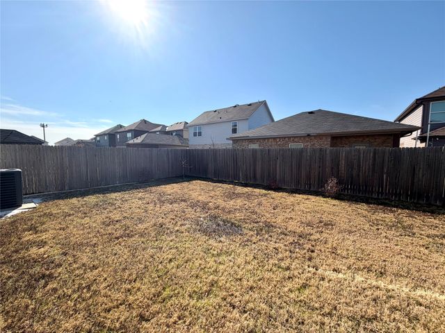 2228 Dana Drive, Grand Prairie, TX 75051