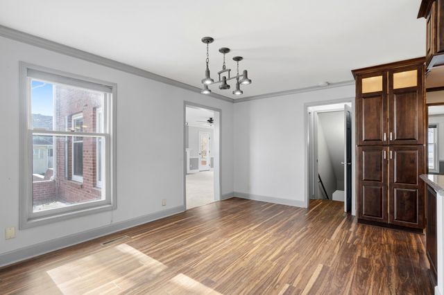 404 S GREENWOOD AVE, Columbia, MO 65203