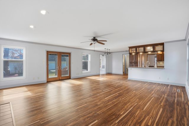 404 S GREENWOOD AVE, Columbia, MO 65203