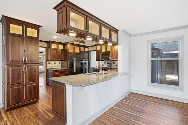 404 S GREENWOOD AVE, Columbia, MO 65203