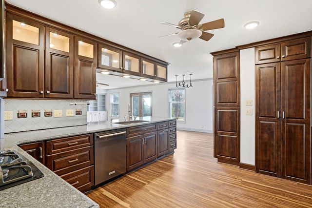 404 S GREENWOOD AVE, Columbia, MO 65203