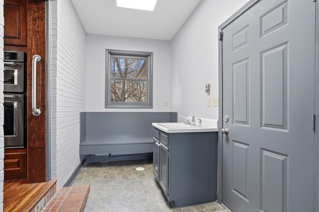 404 S GREENWOOD AVE, Columbia, MO 65203