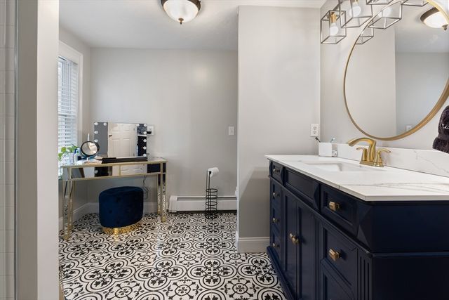 86 Shallow Pond Lane, Plymouth, MA 02360